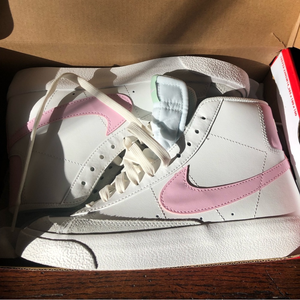 Nike Blazer Mid ‘77